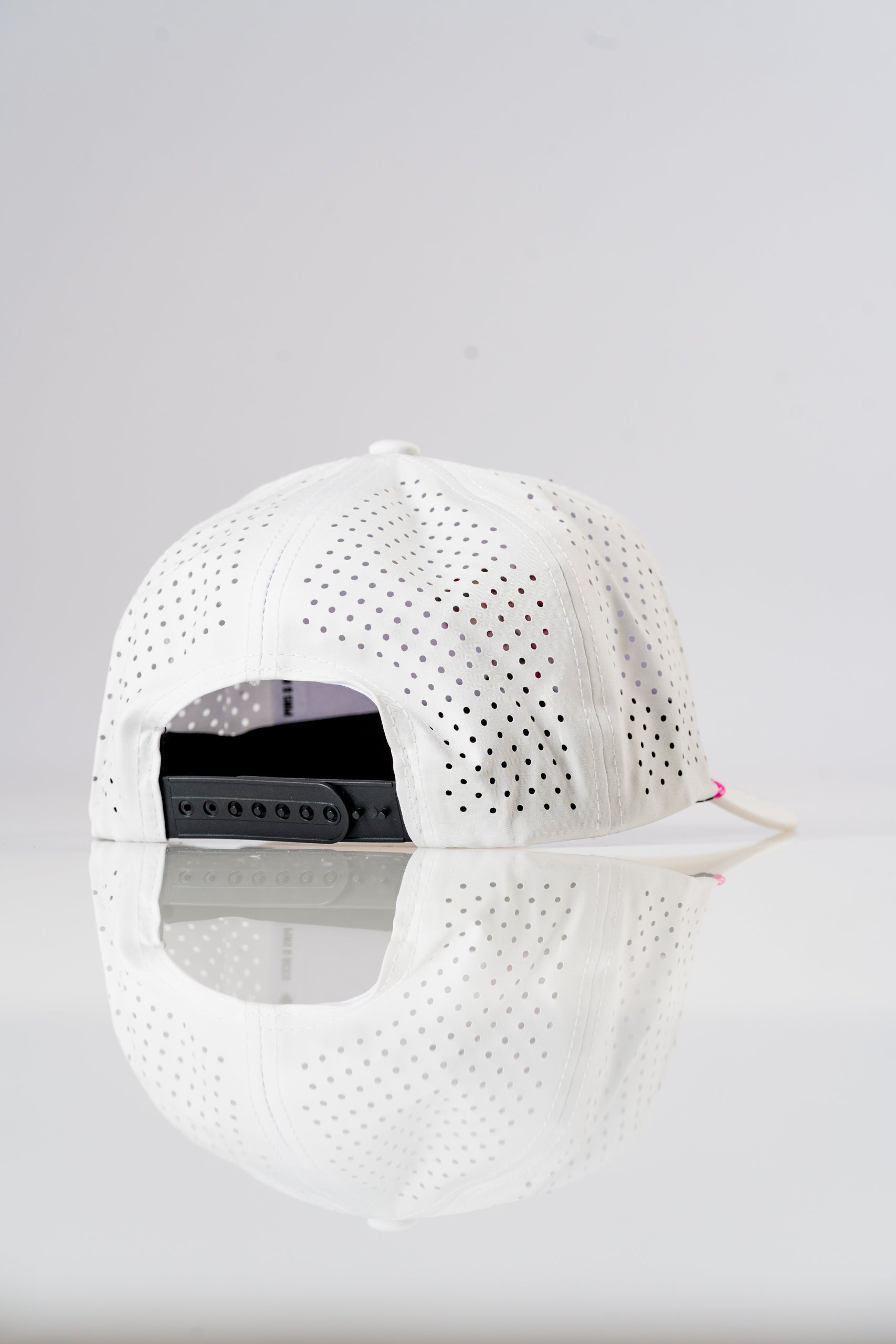 Amen Azalea White - Perforated Rope Hat
