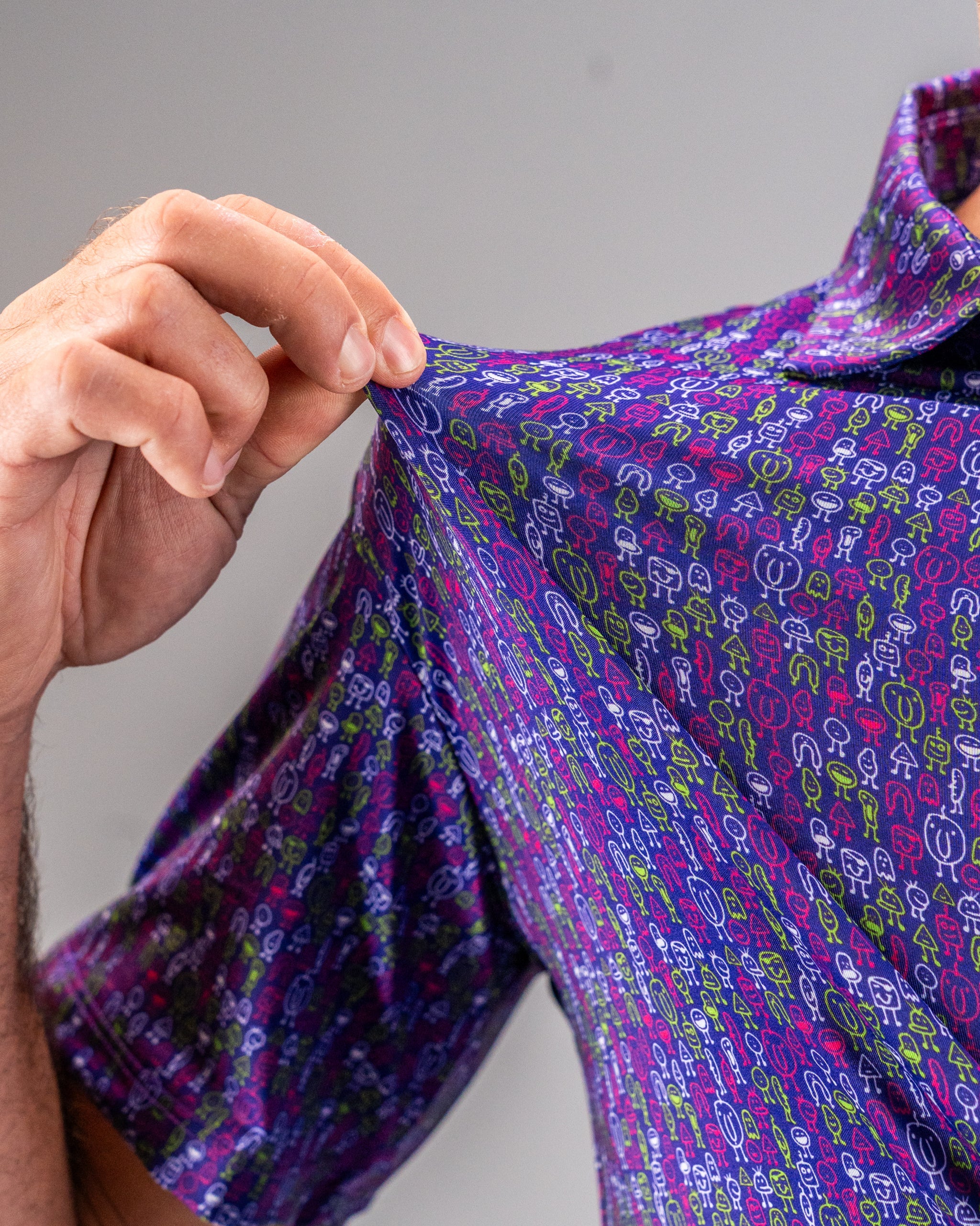 Polo violet avec dessins pour hommes