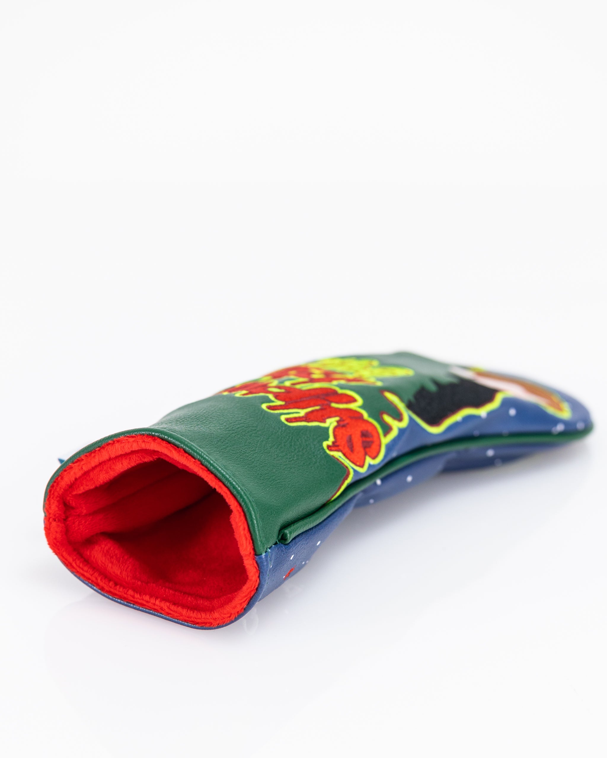 Wet Bandits Fairway Cover featuring a stylish design inspired by the classic movie "Home Alone."