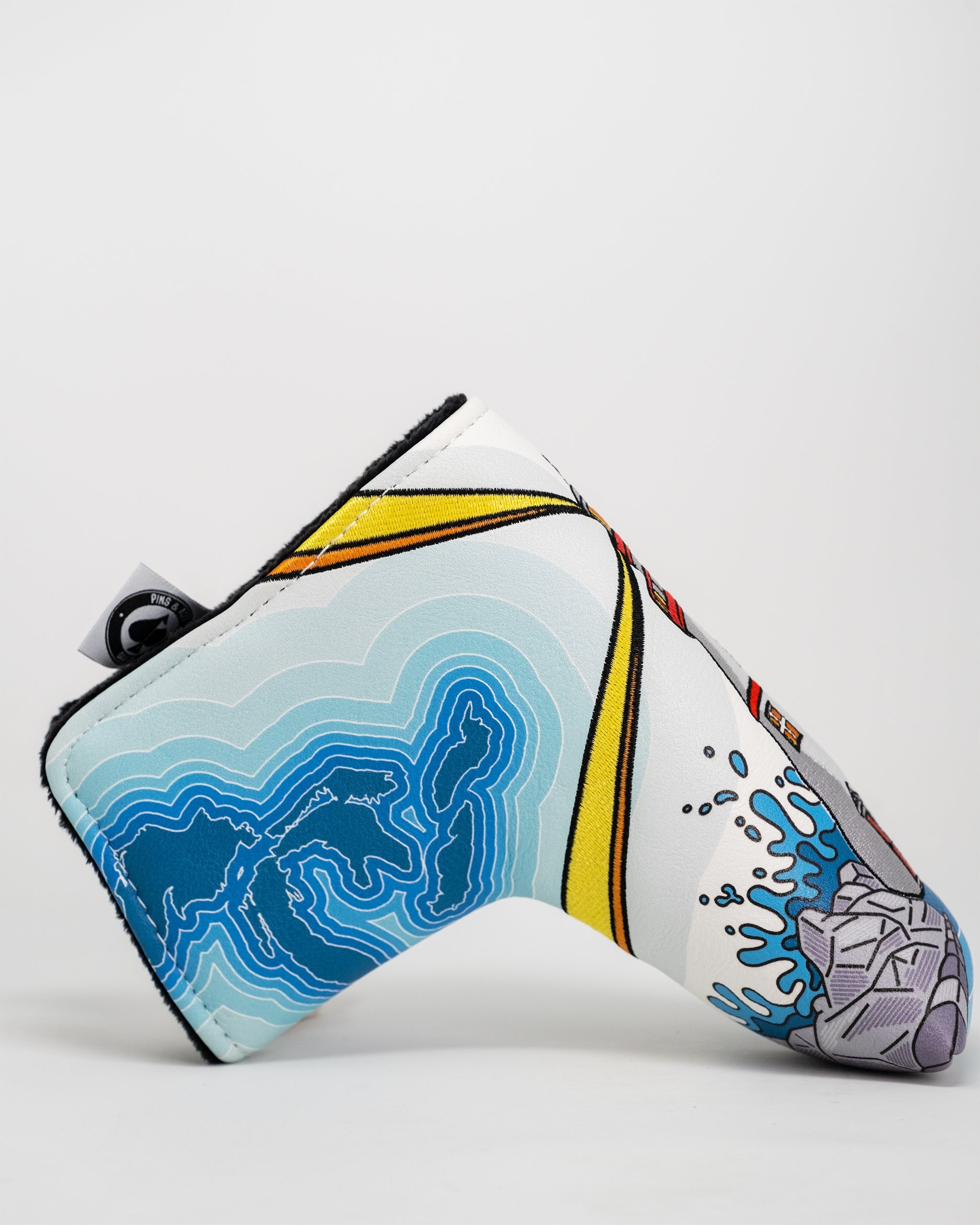 Great Lakes Blade Putter Cover featuring a vibrant design, suitable for protecting and personalizing golf putters.