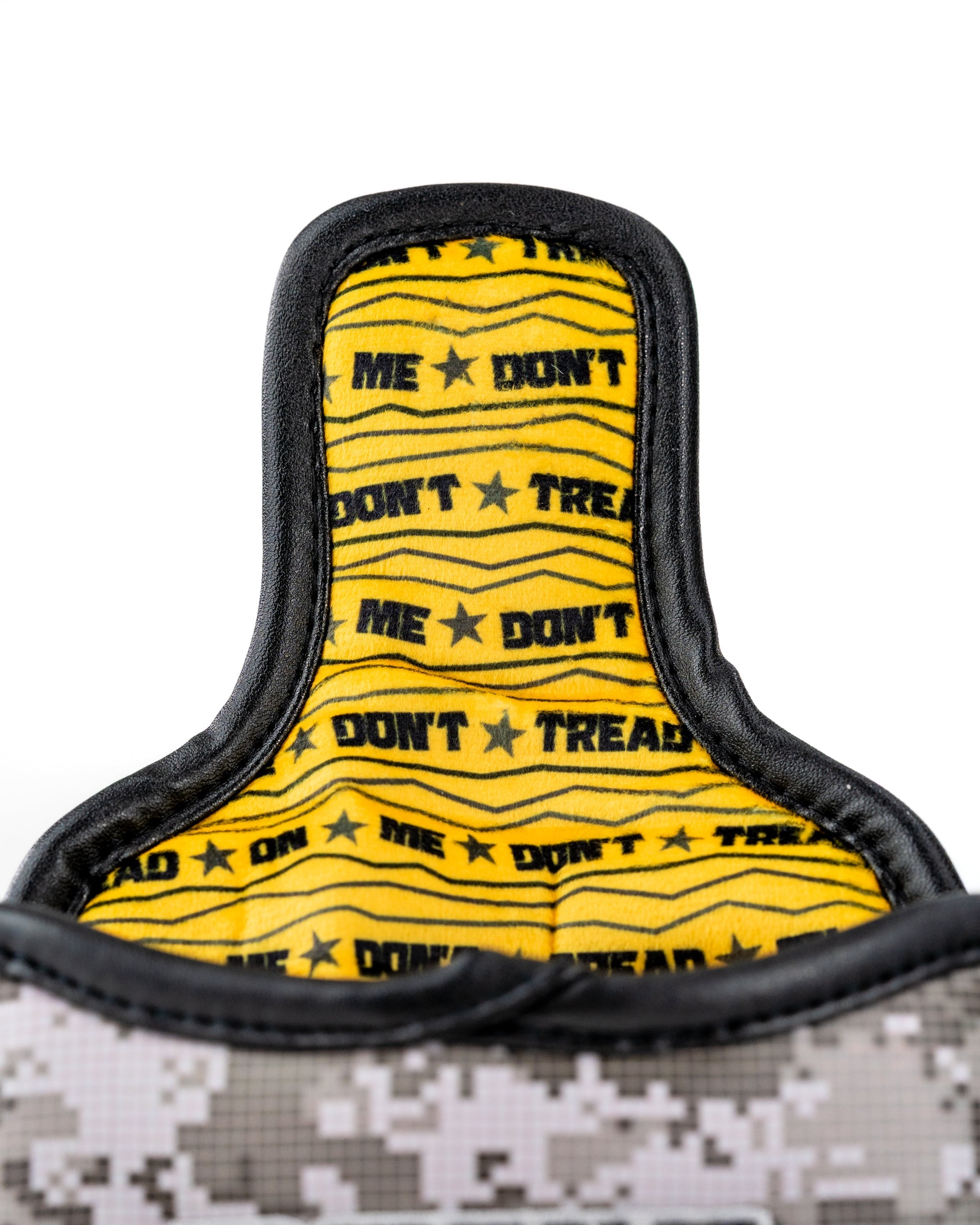 Bold mallet putter cover featuring a striking yellow interior with "Don't Tread On Me" design, perfect for standout golfers.