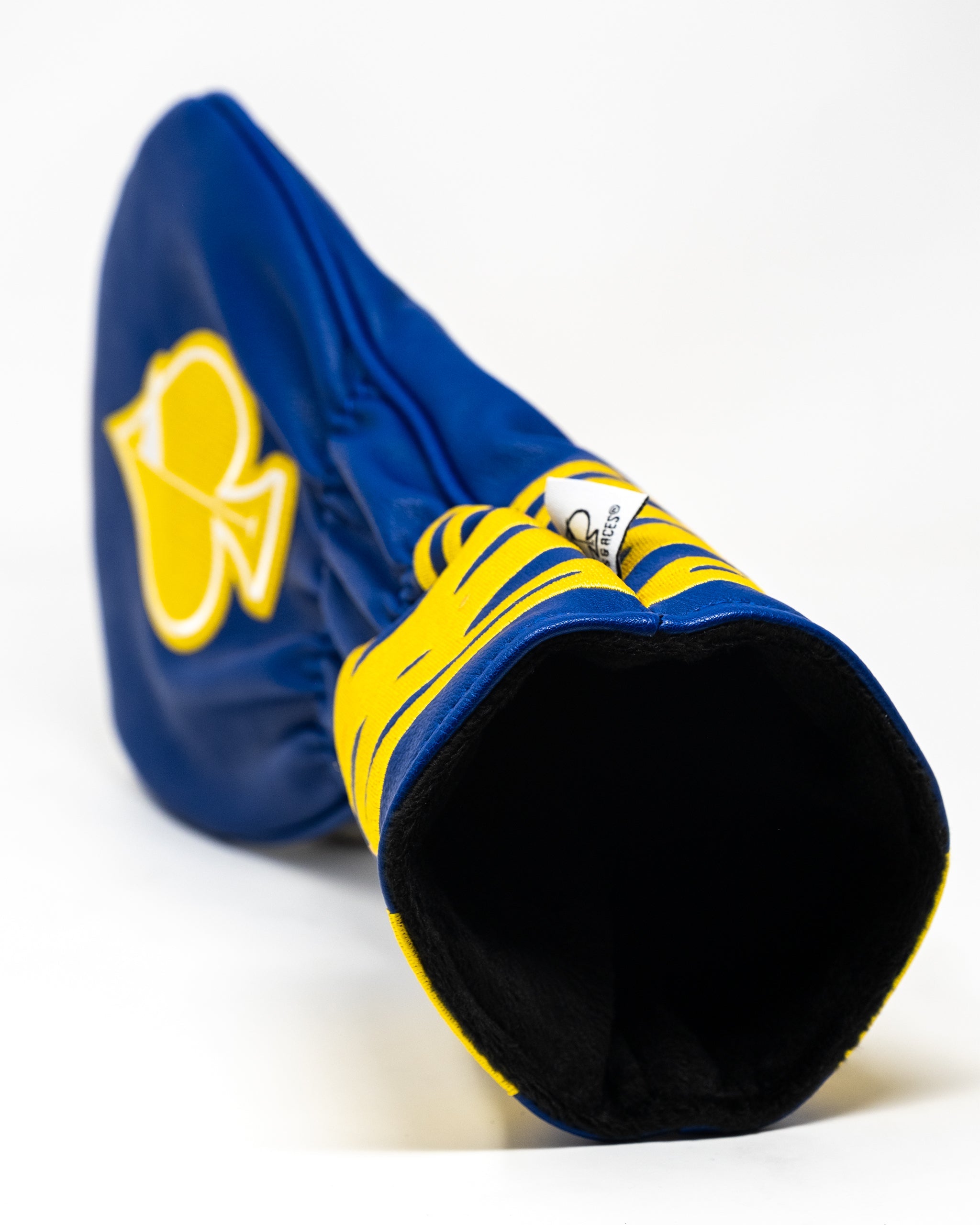 Pizza-themed driver cover for golf clubs, featuring vibrant colors and a realistic pizza design.