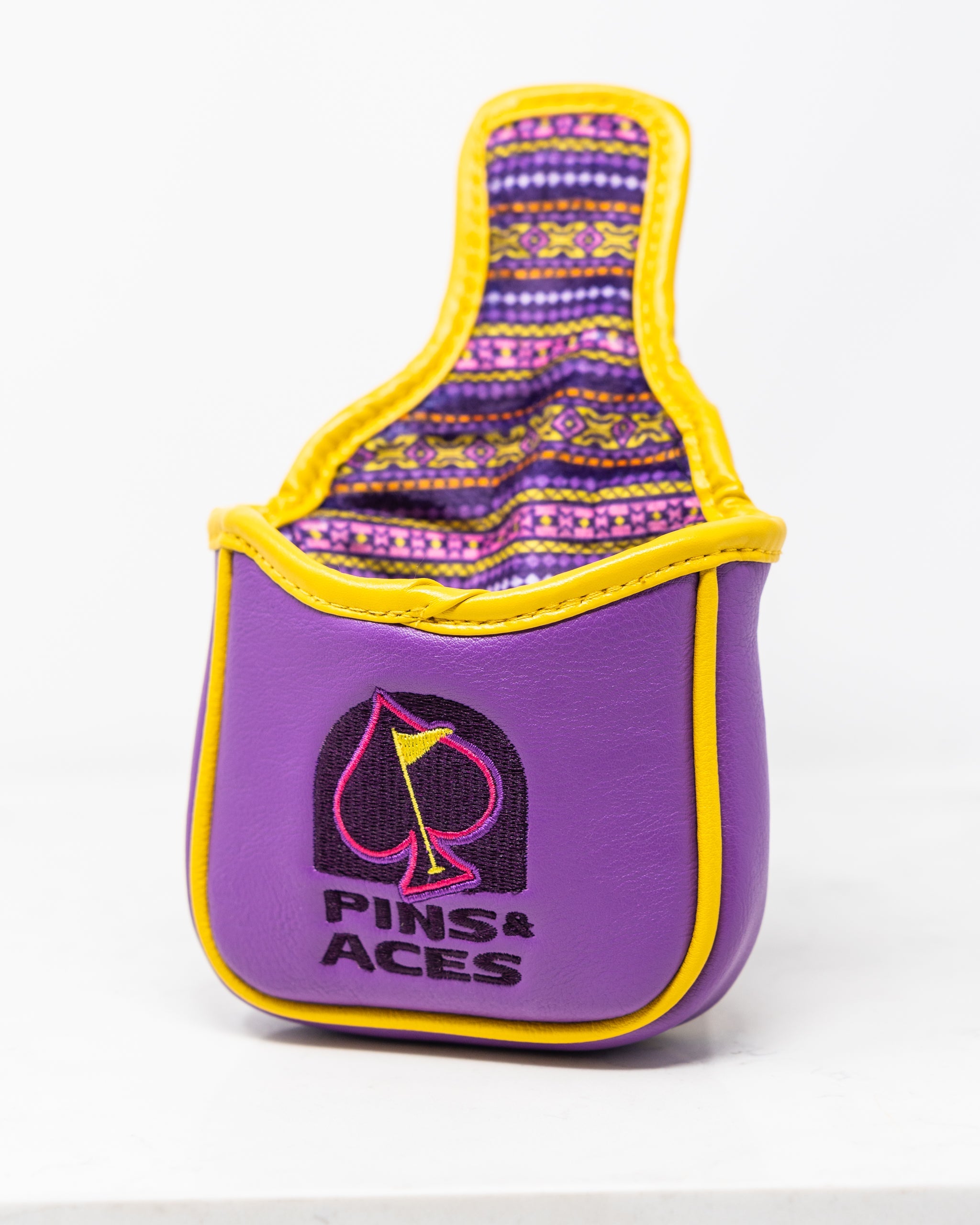 Green and white mallet putter cover, featuring golf-themed design and logo, designed for optimum protection and style.