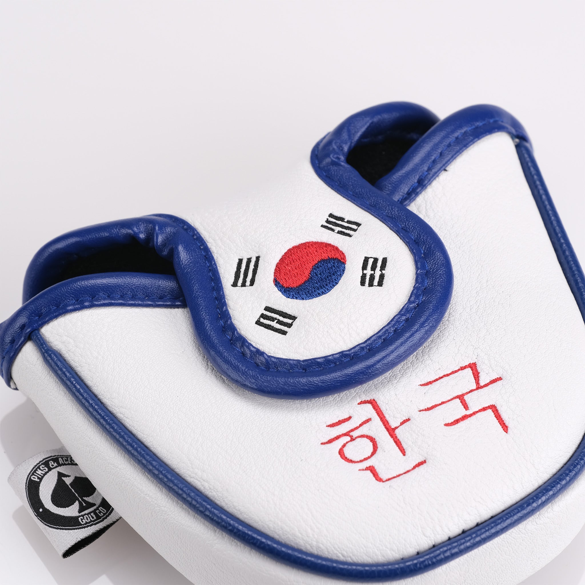 South Korea flag themed mallet putter cover with detailed stitching and a snug fit, featuring a vibrant design and protective padding.
