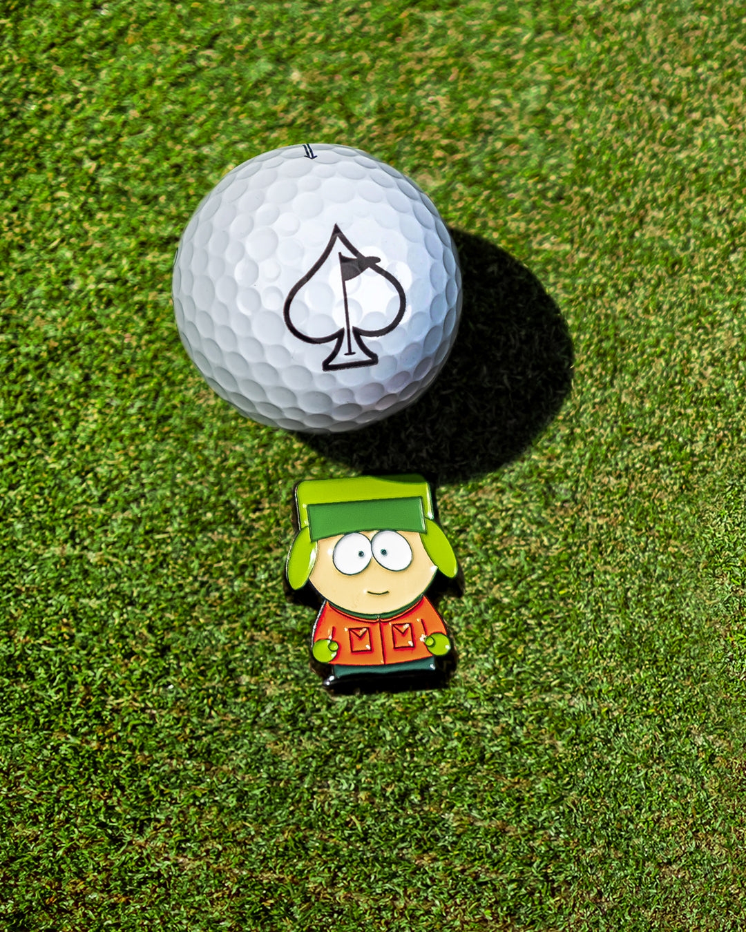 South Park Kyle ball marker featuring a colorful design with Kyle's iconic outfit.