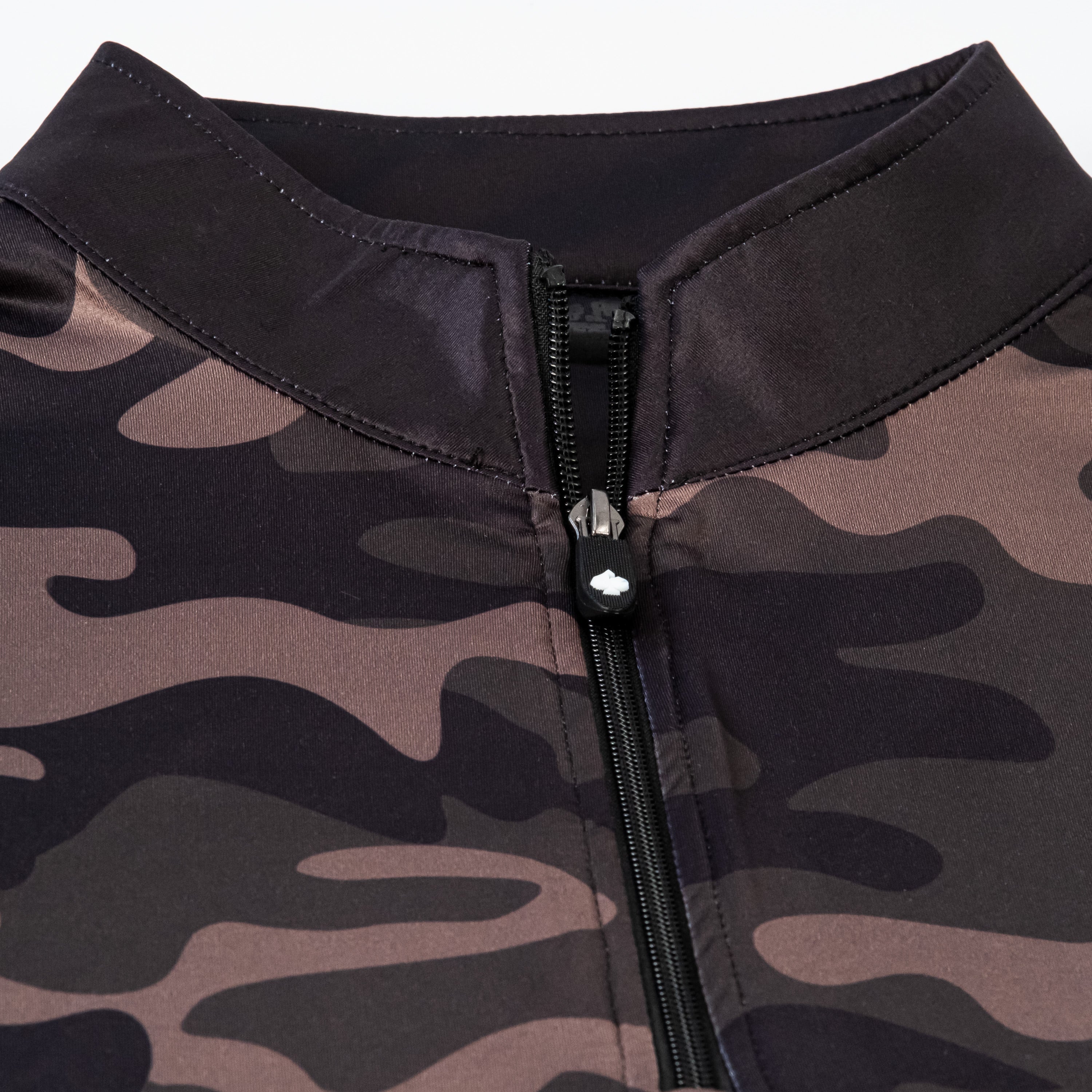 Dark Forest Camo Pullover featuring a sleek zip-up design in dark camouflage patterns, ideal for stylish golfers.