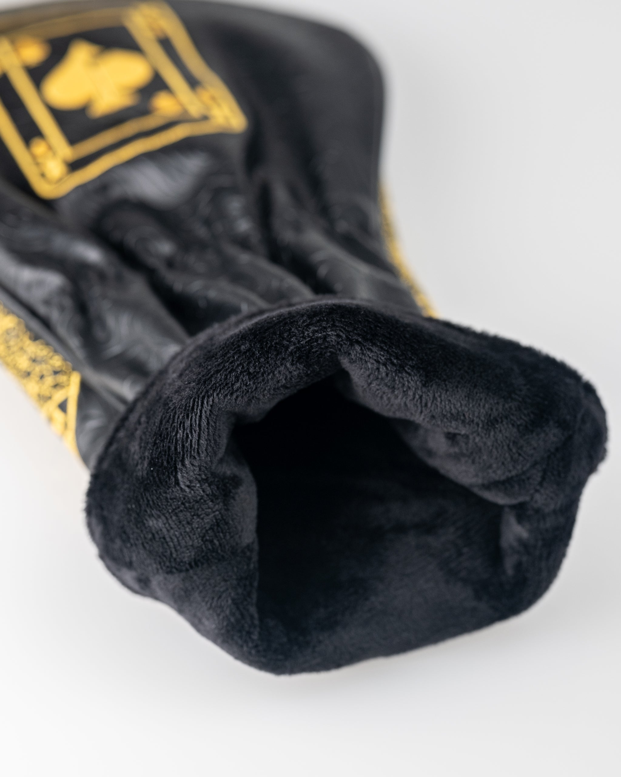 Black and gold king of spades driver cover with sleek design, perfect for golf enthusiasts.