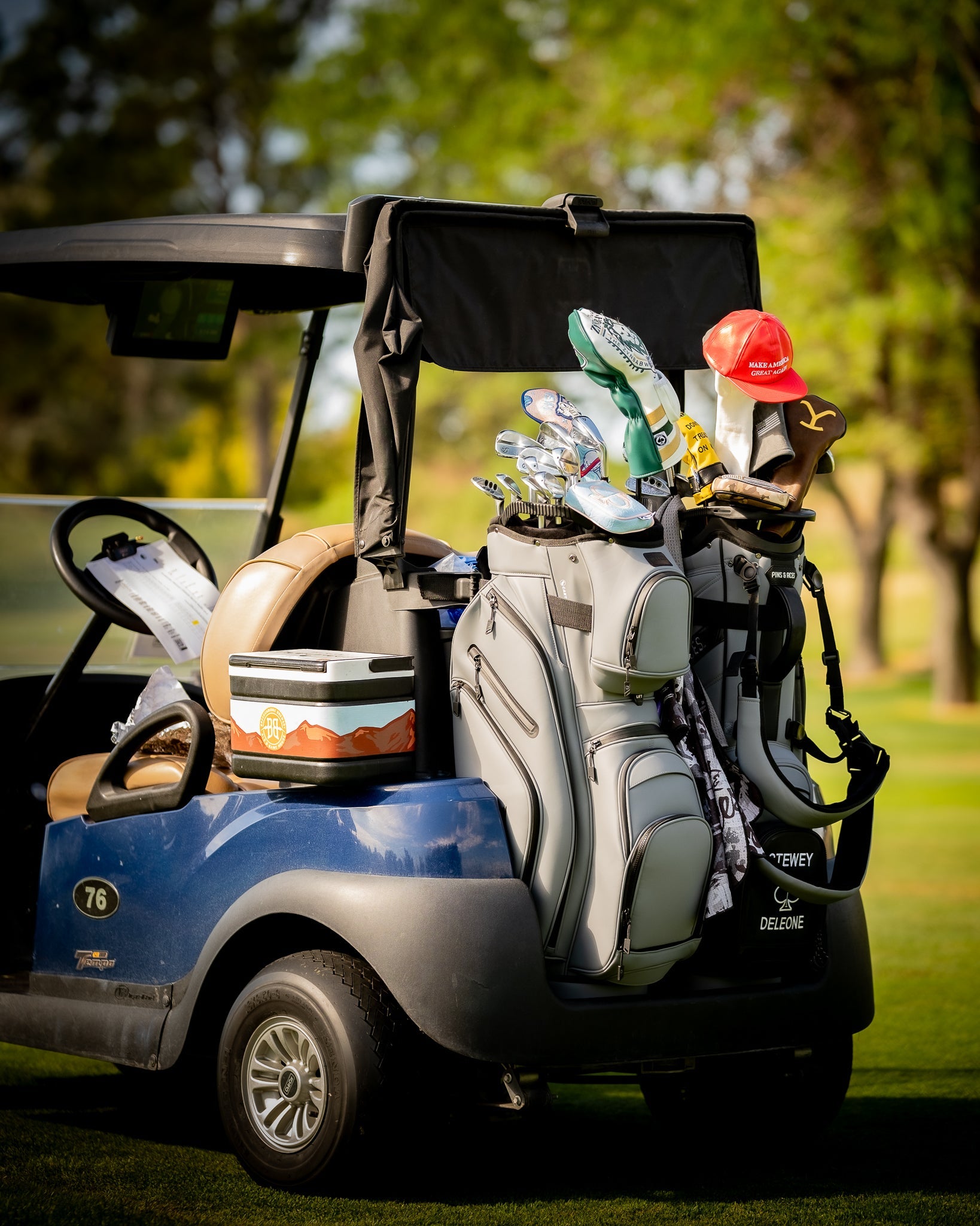Player Preferred™ Cart Bag in Flat Ash color, featuring multiple pockets and a stylish design for golfers.