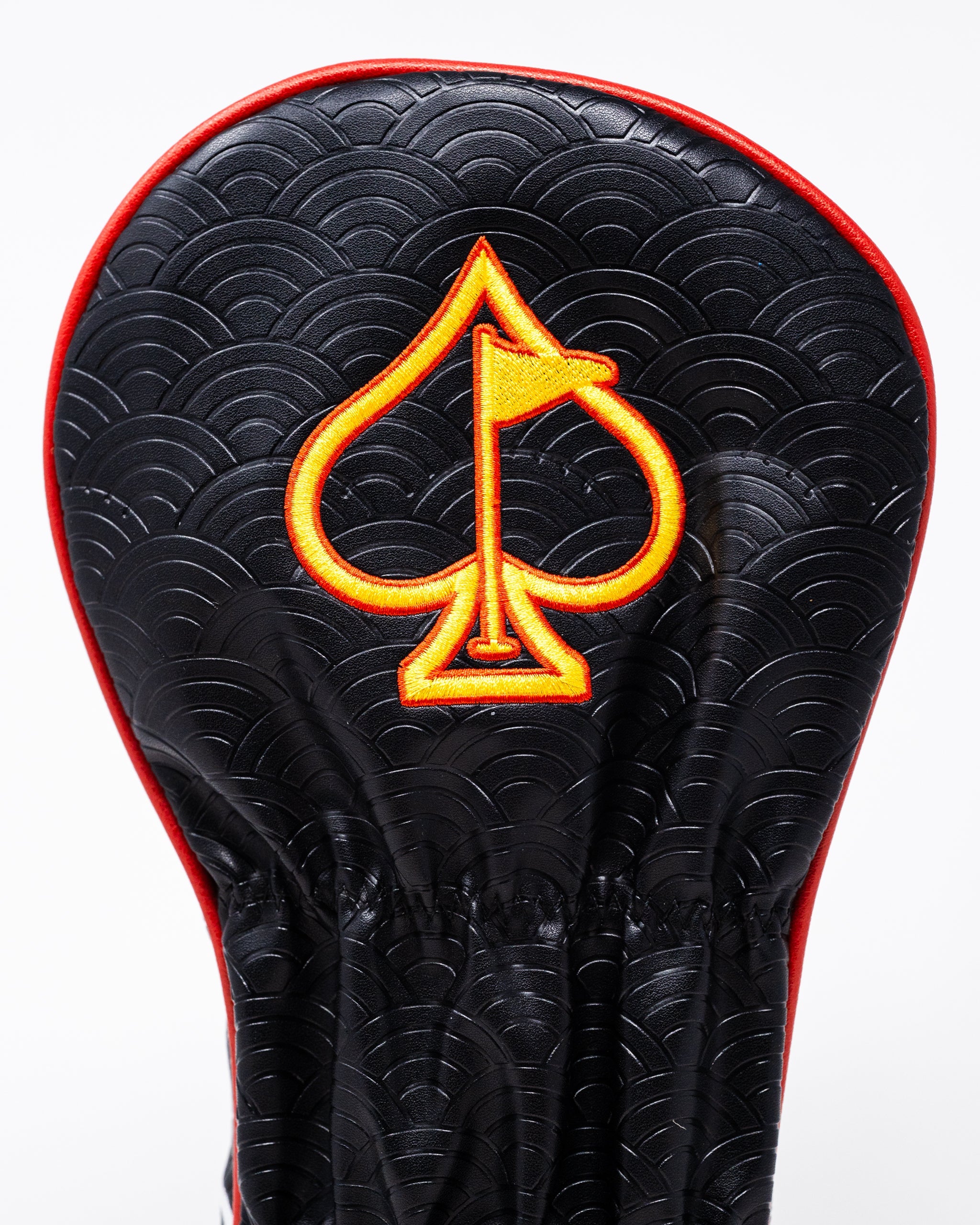 Dragon's Dynasty driver cover featuring a detailed dragon design on a black background, ideal for golf enthusiasts.