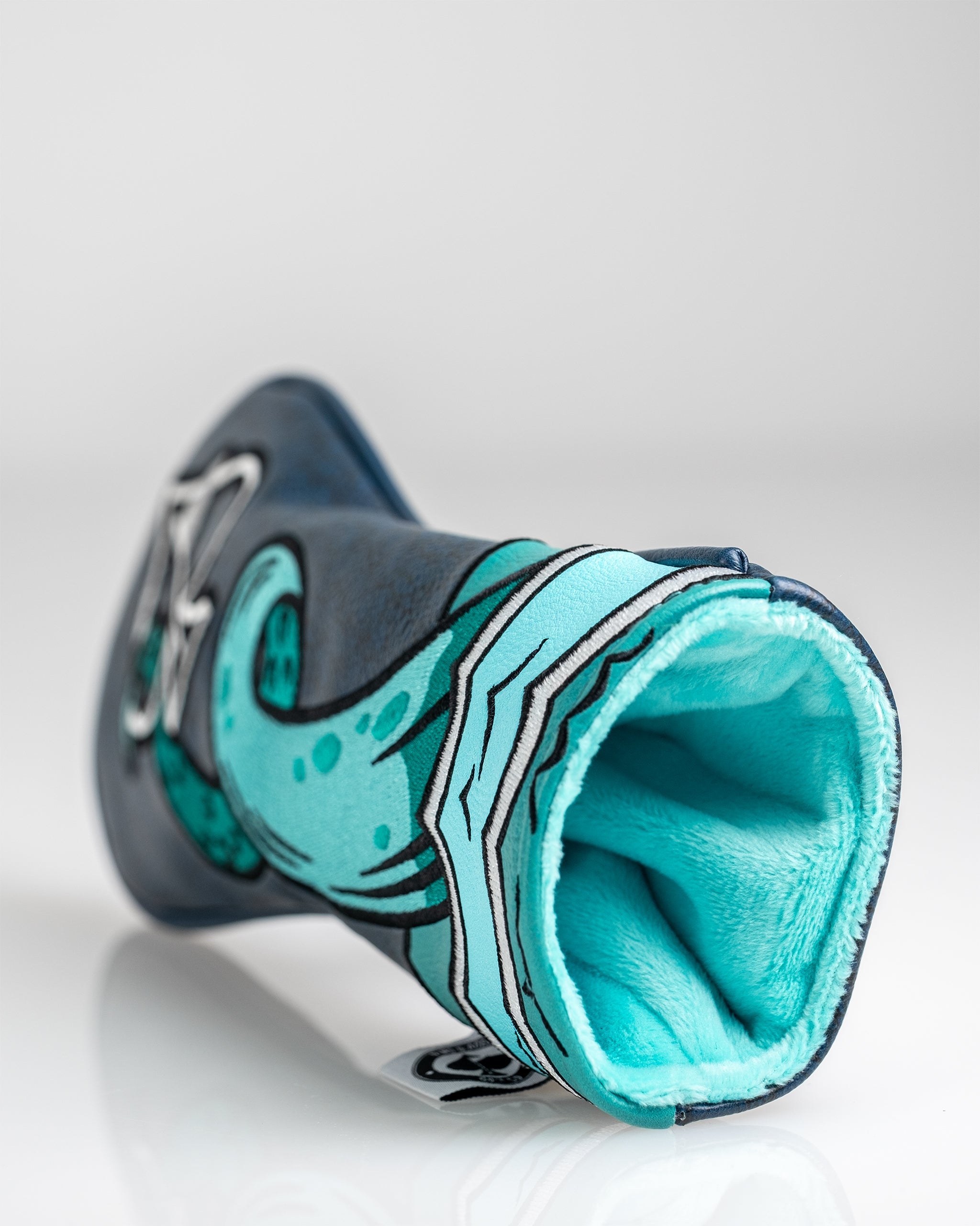 Kraken hybrid golf club cover featuring a vibrant design with a kraken graphic, suitable for both driver and fairway clubs.