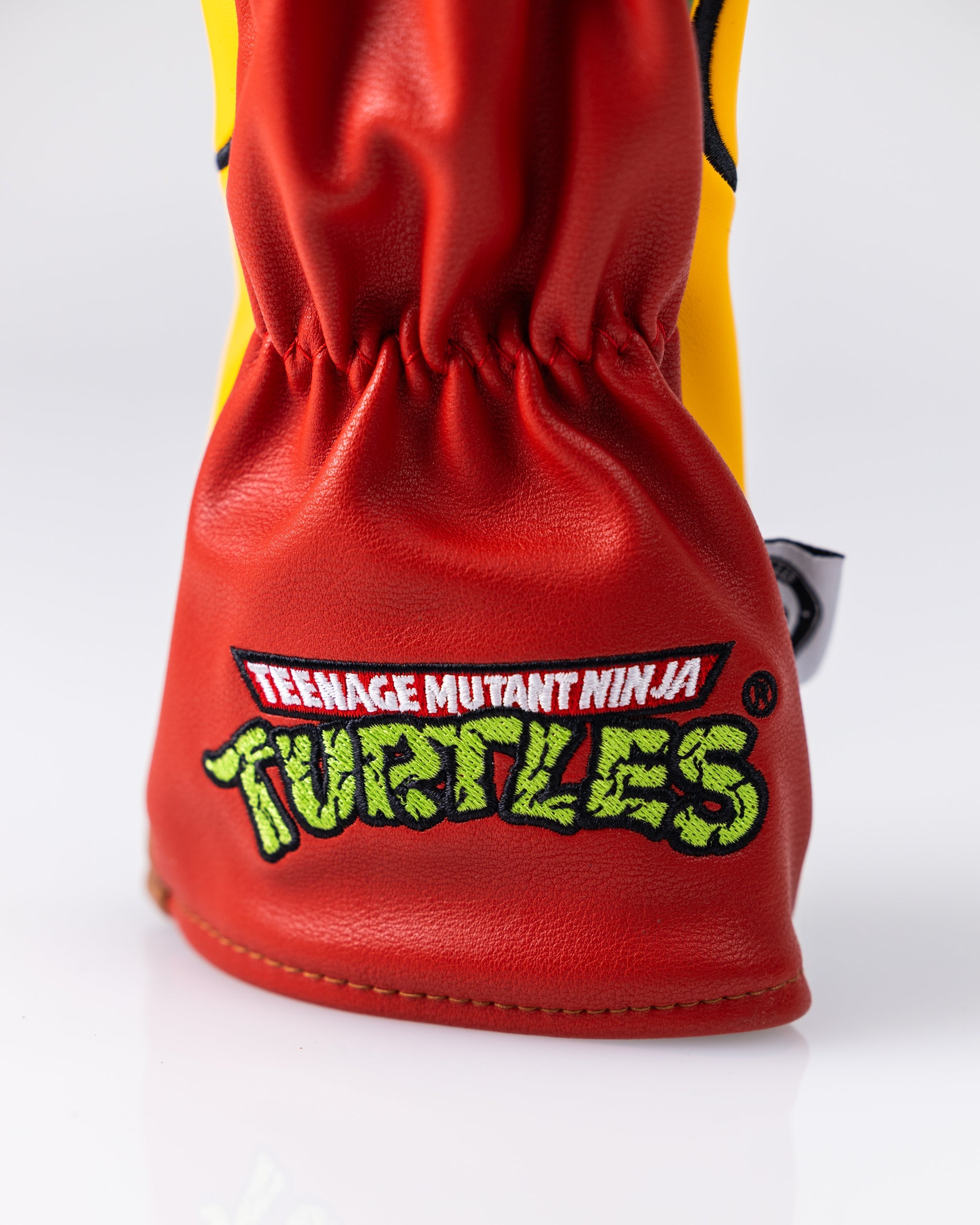 TMNT Raphael Fairway Cover featuring a vibrant design of the character Raphael in a green and red color scheme, suitable for golf clubs.