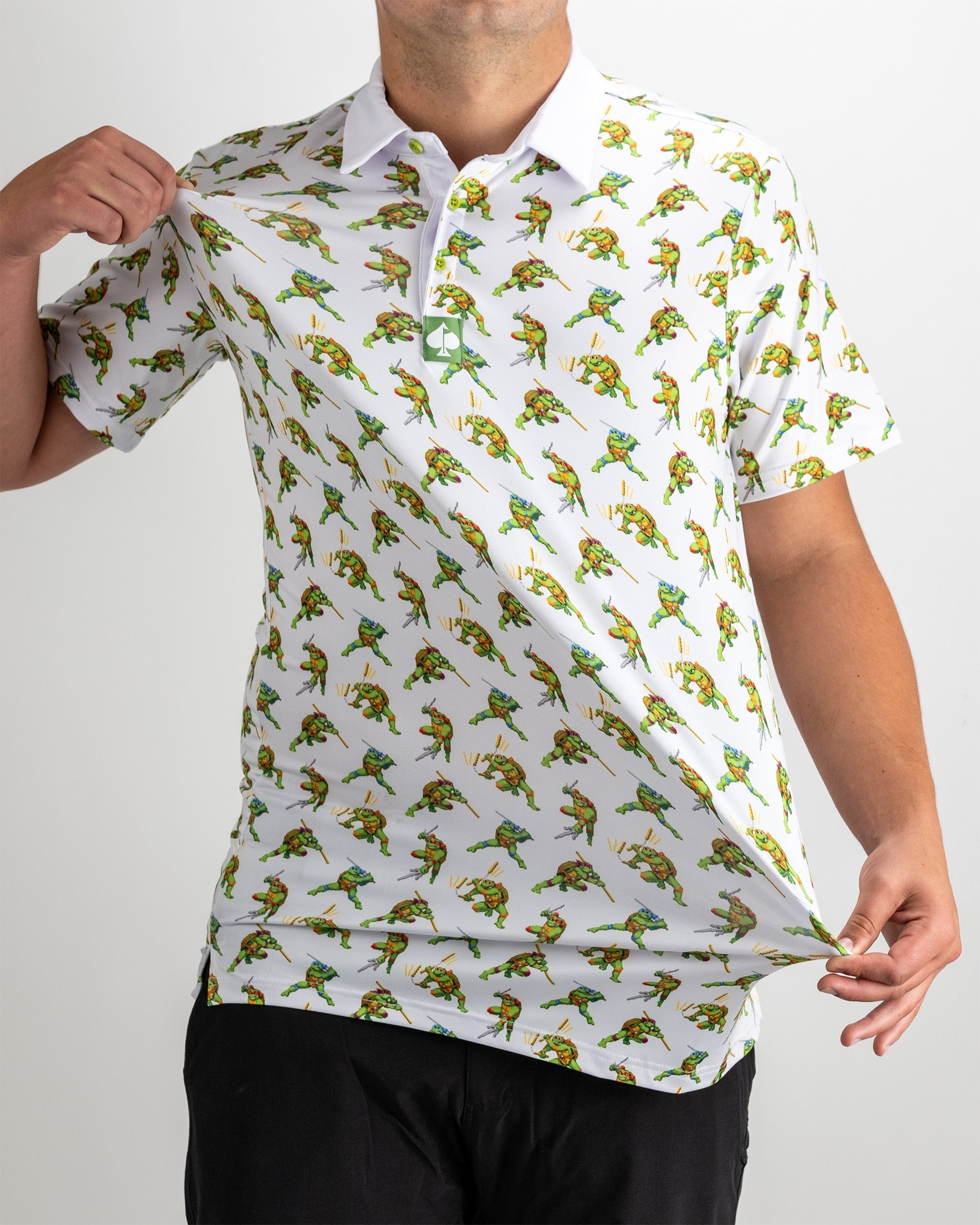 TMNT Cowabunga Classic 8-Bit graphic featuring Teenage Mutant Ninja Turtles in retro style on a vibrant background.